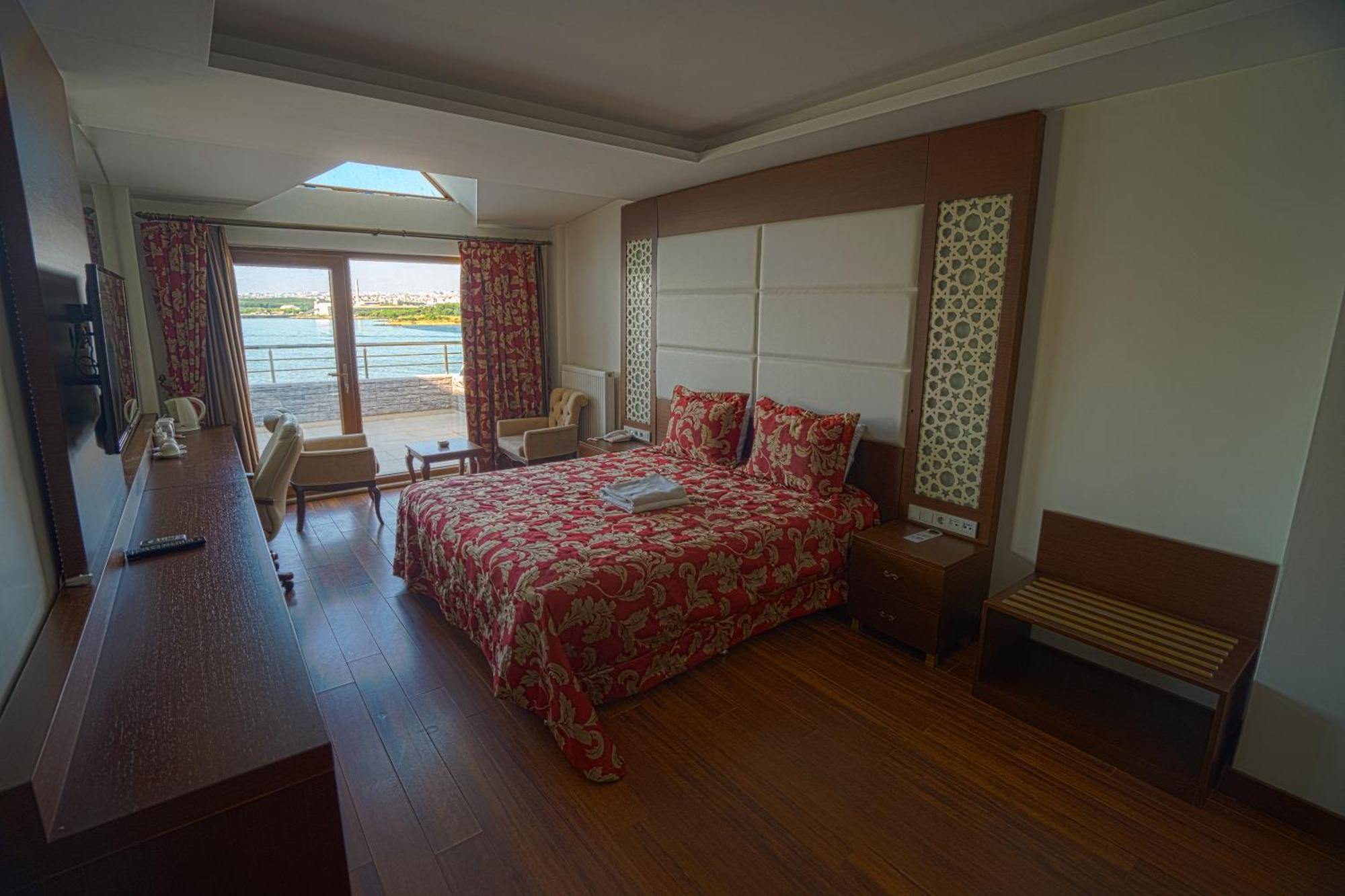 Sea Golden Hotel Darıca エクステリア 写真
